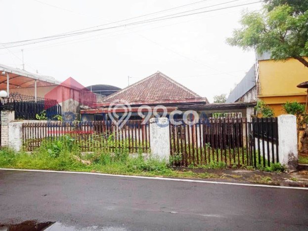 Rumah Nyaman 4 KT di Lowokwaru, Malang - Luas Tanah 613m2m² Rumah Nyaman 4 KT di Lowokwaru, Malang - Luas Tanah 613m2m²