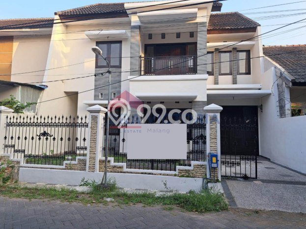 Rumah Bagus Siap Pakai Di Lowokwaru Luas 180m2 Aman Rumah Bagus Siap Pakai Di Lowokwaru Luas 180m2 Aman
