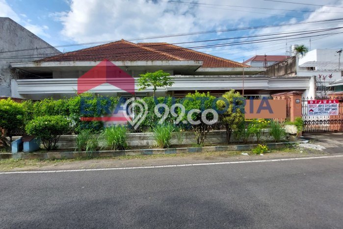 Rumah Mewah Siap Huni LT 506m2 di Lowokwaru, Malang Rumah Mewah Siap Huni LT 506m2 di Lowokwaru, Malang