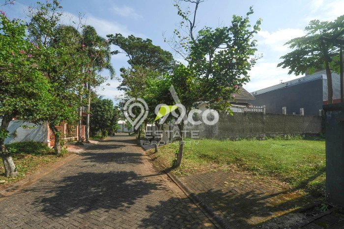 Tanah Kavling Dijual di Malang dengan Spesifikasi 240m2 Tanah Kavling Dijual di Malang dengan Spesifikasi 240m2
