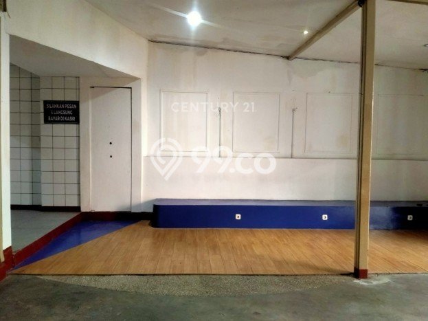 Disewakan Ruko komersial di Lengkong luas bangunan 191m2 Disewakan Ruko komersial di Lengkong luas bangunan 191m2