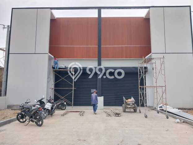 Gudang Dijual di Bandung LT 280m2 & LB 96m2 Lokasi Terbaik! Gudang Dijual di Bandung LT 280m2 & LB 96m2 Lokasi Terbaik!