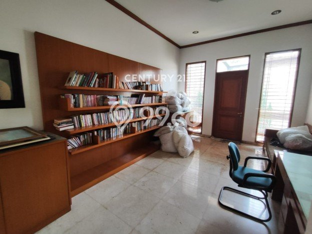 Jual Rumah Luas Elegan Dengan View Eksklusif di Setiabudi, Bandung Jual Rumah Luas Elegan Dengan View Eksklusif di Setiabudi, Bandung