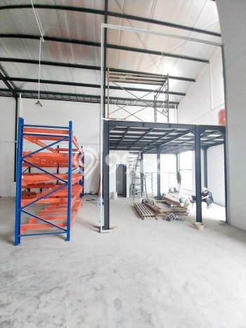 Gudang Bagus Dijual LB 96m2 Lokasi Strategis Bandung Area Cocok untuk Bisnis Gudang Bagus Dijual LB 96m2 Lokasi Strategis Bandung Area Cocok untuk Bisnis