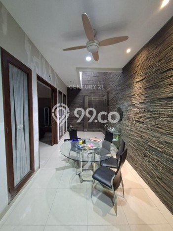 Disewakan Hunian Konsep Modern di Batununggal Bandung dengan 4 KT Disewakan Hunian Konsep Modern di Batununggal Bandung dengan 4 KT