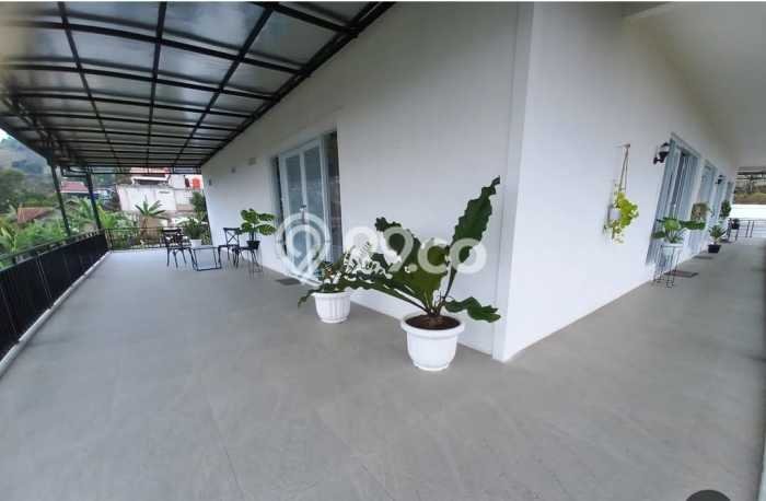 HARGA MENARIK! Vila Kawasan , Area 700m2m², Kawasan Asri dan nyaman HARGA MENARIK! Vila Kawasan , Area 700m2m², Kawasan Asri dan nyaman