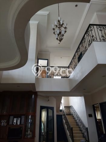 Siap Huni Hunian Elit 4 Kamar di Jagakarsa Dekat ke Mana Pun Siap Huni Hunian Elit 4 Kamar di Jagakarsa Dekat ke Mana Pun