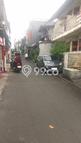Rumah Mewah LB 500m2 Siap Huni Desain Elegan di Cipete, Jakarta Selatan Rumah Mewah LB 500m2 Siap Huni Desain Elegan di Cipete, Jakarta Selatan