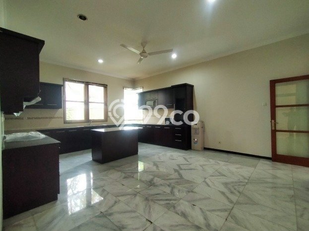 Rumah Elit LB 432m2 Siap Pakai Desain Elegan di Cipete, Jakarta Selatan Rumah Elit LB 432m2 Siap Pakai Desain Elegan di Cipete, Jakarta Selatan