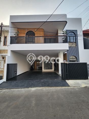 Rumah Luxury Modern Tanpa Renovasi di Kemang Jakarta Selatan Rumah Luxury Modern Tanpa Renovasi di Kemang Jakarta Selatan