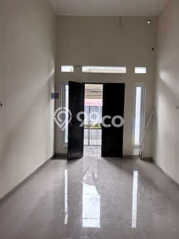 Jarang Ada! Rumah Sewa 2 Kamar Bagus Siap Huni Duri Kepa Jarang Ada! Rumah Sewa 2 Kamar Bagus Siap Huni Duri Kepa