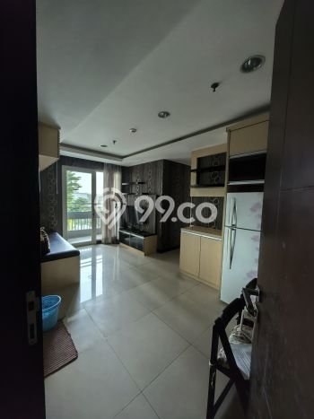 Apartemen Disewakan 3 Kamar Murah Siap Huni di Jakarta Barat, Luas 68m2 Apartemen Disewakan 3 Kamar Murah Siap Huni di Jakarta Barat, Luas 68m2