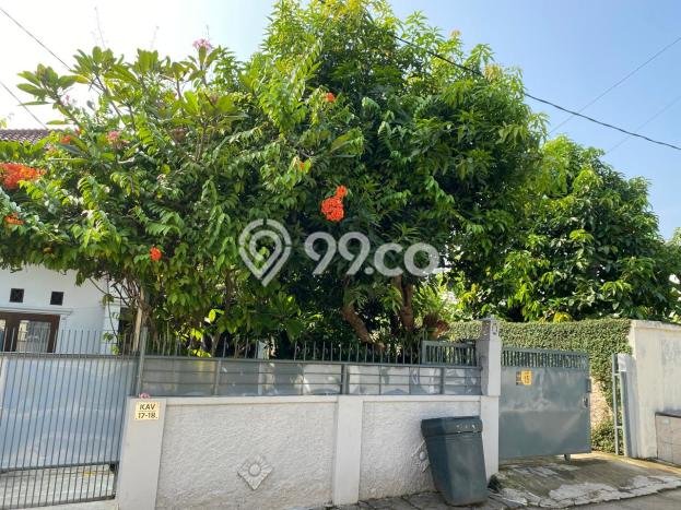 Hunian Elit LB 180m2 Siap Huni Desain Elegan di Pondok Cabe, Tangerang Hunian Elit LB 180m2 Siap Huni Desain Elegan di Pondok Cabe, Tangerang