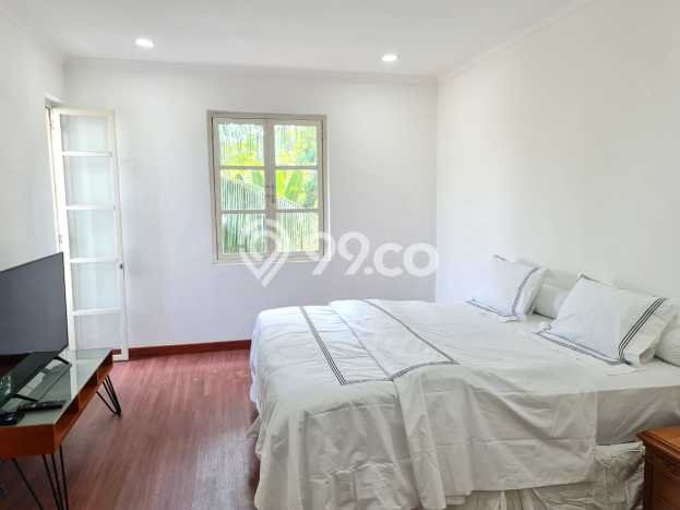 Jual Rumah Luas Elegan Dengan View Cantik di Kemang, Jakarta Selatan Jual Rumah Luas Elegan Dengan View Cantik di Kemang, Jakarta Selatan