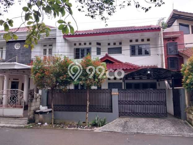 Sewa Rumah Murah di Cirendeu Jakarta Selatan Punya 4 Kamar Tidur Sewa Rumah Murah di Cirendeu Jakarta Selatan Punya 4 Kamar Tidur