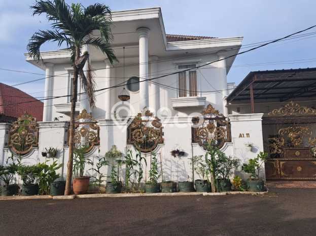 Dijual Rumah Luas Megah Dengan View Eksklusif di Cirendeu, Jakarta Selatan Dijual Rumah Luas Megah Dengan View Eksklusif di Cirendeu, Jakarta Selatan