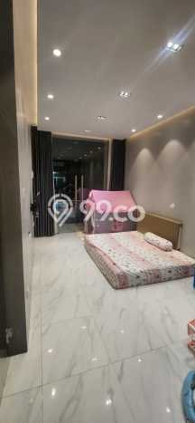 Kesempatan Emas Memiliki Rumah LT 90m² / LB 144m² di Kawasan Bisnis Muara Karang, Jakarta Utara Kesempatan Emas Memiliki Rumah LT 90m² / LB 144m² di Kawasan Bisnis Muara Karang, Jakarta Utara