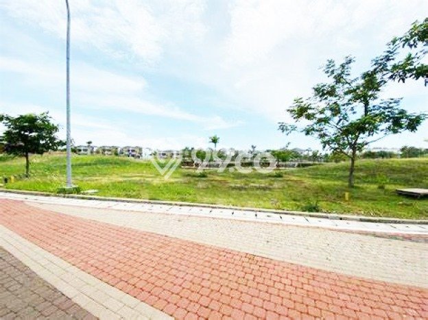 Tanah di , Luas 200m2m², Lokasi Potensial, Kawasan Nyaman, Kontur Datar Tanah di , Luas 200m2m², Lokasi Potensial, Kawasan Nyaman, Kontur Datar