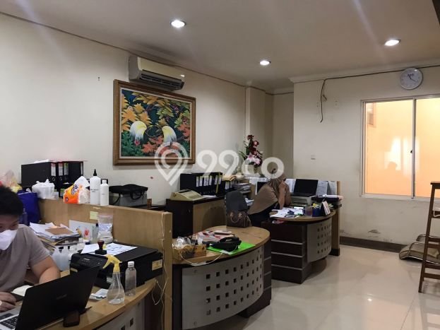 Ruko Dijual di Jakarta Utara LT 58m2 & LB 180m2 Lokasi Terbaik! Ruko Dijual di Jakarta Utara LT 58m2 & LB 180m2 Lokasi Terbaik!