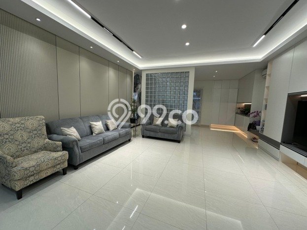 Rumah Elit Modern Tanpa Renovasi di Golf Island Jakarta Utara Rumah Elit Modern Tanpa Renovasi di Golf Island Jakarta Utara