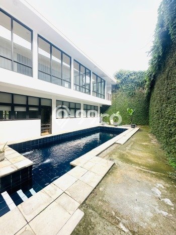 Rumah Luxury Modern Tanpa Renovasi di Permata Hijau Jakarta Selatan Rumah Luxury Modern Tanpa Renovasi di Permata Hijau Jakarta Selatan