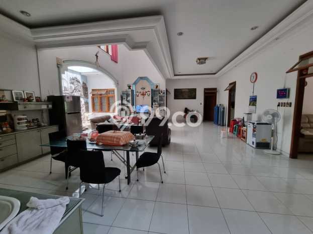Hunian Mewah LB 470m2 Siap Pakai Desain Elegan di Jelambar, Jakarta Barat Hunian Mewah LB 470m2 Siap Pakai Desain Elegan di Jelambar, Jakarta Barat