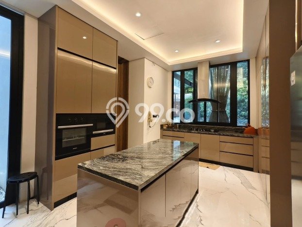 Rumah Elit Modern Siap Huni di Pantai Indah Kapuk Jakarta Utara Rumah Elit Modern Siap Huni di Pantai Indah Kapuk Jakarta Utara