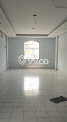 AREA TERSIBUK! Ruko di Kelapa Dua, Luas 113m², Pusat Bisnis AREA TERSIBUK! Ruko di Kelapa Dua, Luas 113m², Pusat Bisnis