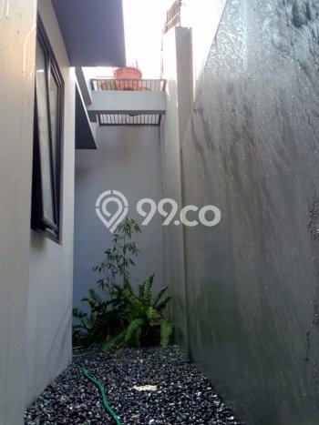 Rumah Elit Modern Siap Huni di Meruya Jakarta Barat Rumah Elit Modern Siap Huni di Meruya Jakarta Barat
