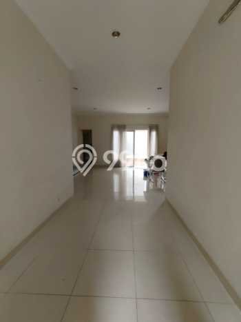 Rumah Disewakan Tangerang LT 250m2 LB 230m2 Area Gading Serpong Rumah Disewakan Tangerang LT 250m2 LB 230m2 Area Gading Serpong