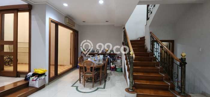 Dijual Rumah Luas Megah Dengan View Cantik di Gading Serpong, Tangerang Dijual Rumah Luas Megah Dengan View Cantik di Gading Serpong, Tangerang