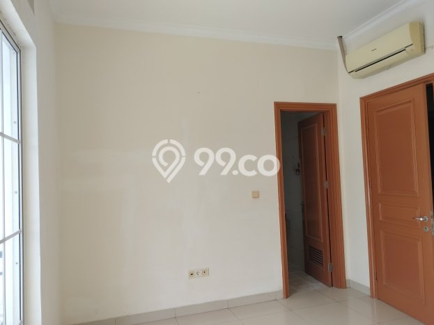 Disewakan! Rumah 3 Kamar Tidur &
2 Kamar Mandi di Green Lake City, Jakarta Barat Disewakan! Rumah 3 Kamar Tidur &
2 Kamar Mandi di Green Lake City, Jakarta Barat