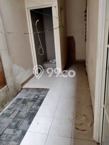 Disewakan! Rumah 3 Kamar Tidur &
2 Kamar Mandi di Green Lake City, Jakarta Barat Disewakan! Rumah 3 Kamar Tidur &
2 Kamar Mandi di Green Lake City, Jakarta Barat
