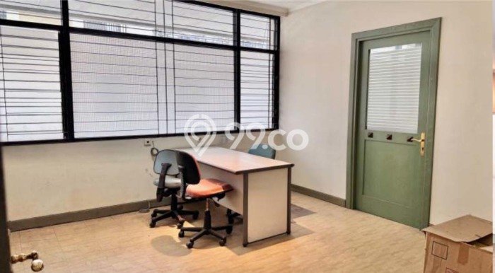 Ruko Bagus Dijual LB 1110m2 Lokasi Strategis Jakarta Barat Area Cocok untuk Bisnis Ruko Bagus Dijual LB 1110m2 Lokasi Strategis Jakarta Barat Area Cocok untuk Bisnis