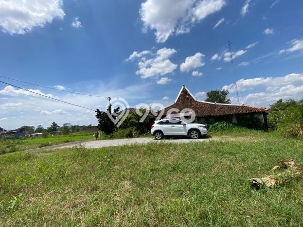 Jual Tanah Kawasan Bisnis di Kaliurang, Luas 130m², Cocok untuk Investasi Jual Tanah Kawasan Bisnis di Kaliurang, Luas 130m², Cocok untuk Investasi