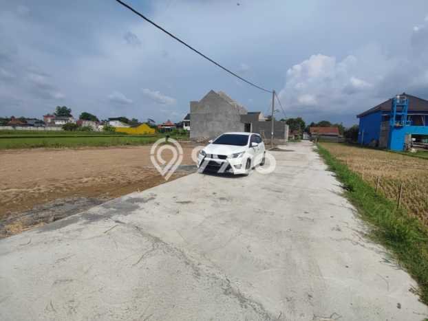 Tanah Area Prospektif Kawasan Sleman, Luas 138m², Dekat ke Fasilitas, Lingkungan Nyaman Tanah Area Prospektif Kawasan Sleman, Luas 138m², Dekat ke Fasilitas, Lingkungan Nyaman