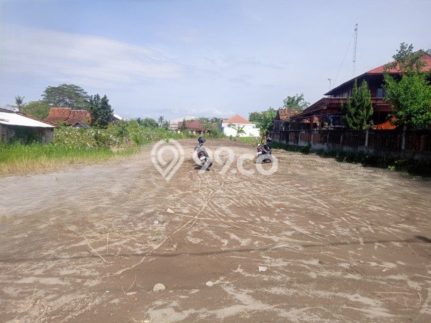 Tanah di Ngaglik, Luas 179m2m², Area Strategis, Ideal untuk Perumahan Tanah di Ngaglik, Luas 179m2m², Area Strategis, Ideal untuk Perumahan