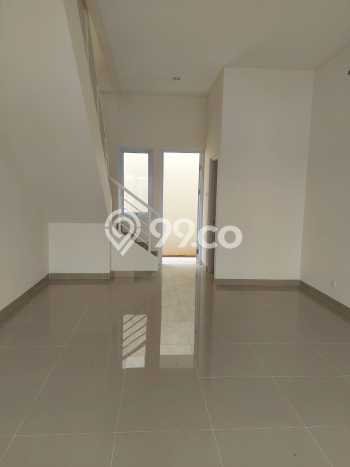 Ruko Disewakan Kawasan , Luas 54m2m², Area Komersial, Jalan Utama Ruko Disewakan Kawasan , Luas 54m2m², Area Komersial, Jalan Utama