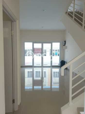 Ruko Disewakan Kawasan , Luas 54m2m², Area Komersial, Jalan Utama Ruko Disewakan Kawasan , Luas 54m2m², Area Komersial, Jalan Utama