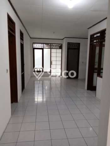 Dijual Rumah Modern 3 KT di Duta Garden, Tangerang Dijual Rumah Modern 3 KT di Duta Garden, Tangerang