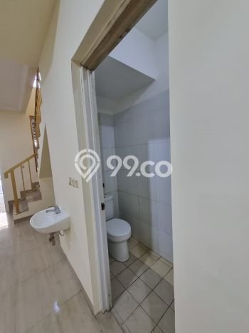 Rumah Modern 2 KT di Duta Garden Tangerang Unfurnished Rumah Modern 2 KT di Duta Garden Tangerang Unfurnished