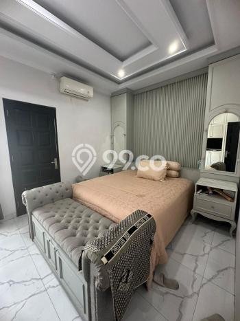 Rumah Luxury Modern Siap Huni di Pejaten Jakarta Selatan Rumah Luxury Modern Siap Huni di Pejaten Jakarta Selatan