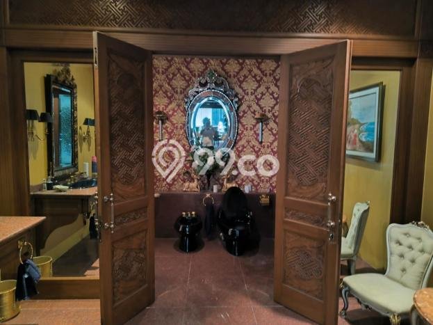 Rumah Elit LB 800m2 Siap Huni Desain Elegan di Simprug, Jakarta Selatan Rumah Elit LB 800m2 Siap Huni Desain Elegan di Simprug, Jakarta Selatan