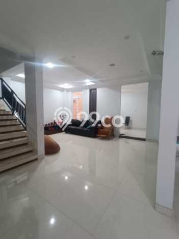 GOOD DEAL! Rumah Premium area Sektor 1E-Gading Serpong, Luas 162m² LB 300m² GOOD DEAL! Rumah Premium area Sektor 1E-Gading Serpong, Luas 162m² LB 300m²