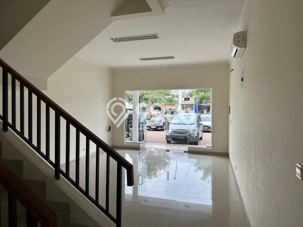 Ruko Disewa di Tangerang dengan LB 110m2 Area Komersial Ramai Ruko Disewa di Tangerang dengan LB 110m2 Area Komersial Ramai