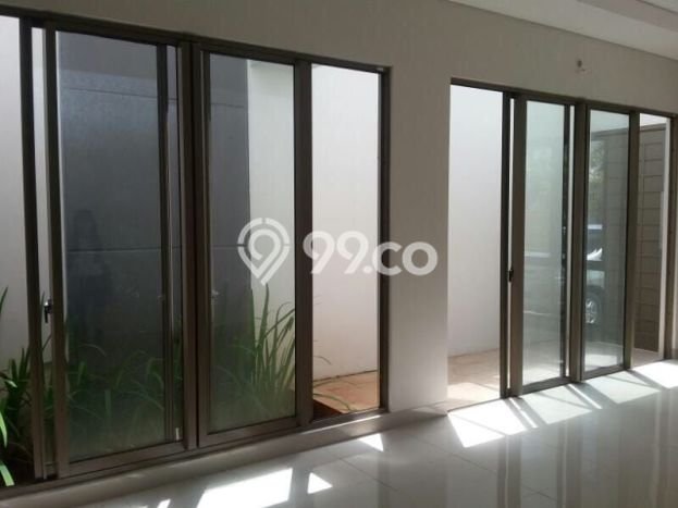 Rumah Elit LB 163m2 Siap Huni Desain Elegan di BSD City, Tangerang Rumah Elit LB 163m2 Siap Huni Desain Elegan di BSD City, Tangerang