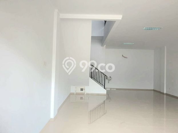 Ruko Kawasan Bintaro, Luas 216m², Kawasan Bisnis, Dekat Bintaro, Tangerang Selatan, Tangerang Selatan Ruko Kawasan Bintaro, Luas 216m², Kawasan Bisnis, Dekat Bintaro, Tangerang Selatan, Tangerang Selatan