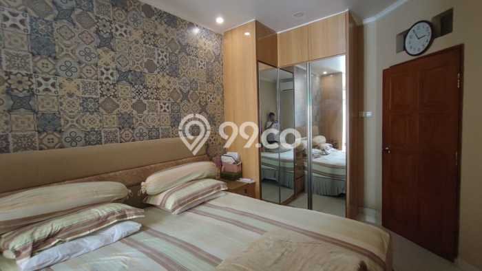 Dijual Rumah Luas Elegan Dengan View Eksklusif di Bintaro, Tangerang Selatan Dijual Rumah Luas Elegan Dengan View Eksklusif di Bintaro, Tangerang Selatan