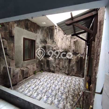 Rumah Strategis di Rungkut, Surabaya, LT 200m2m² LB 150m2m² - BISA KPR! Rumah Strategis di Rungkut, Surabaya, LT 200m2m² LB 150m2m² - BISA KPR!