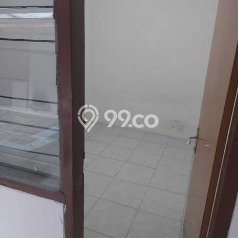 SPECIAL OFFER! Rumah area Mulyorejo, 4 KT, Lingkungan Asri, Luas 145m2m² Bangunan 90m2m² SPECIAL OFFER! Rumah area Mulyorejo, 4 KT, Lingkungan Asri, Luas 145m2m² Bangunan 90m2m²